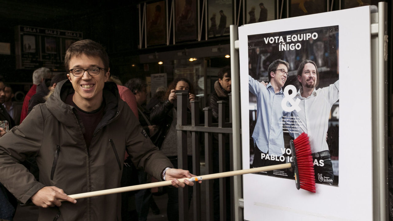 Íñigo Errejón hace campaña en las primarias de Podemos (Fuente: Agencia EFE)